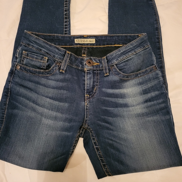🔥 Host Pick 🔥Guess Jeans - Picture 2 of 8